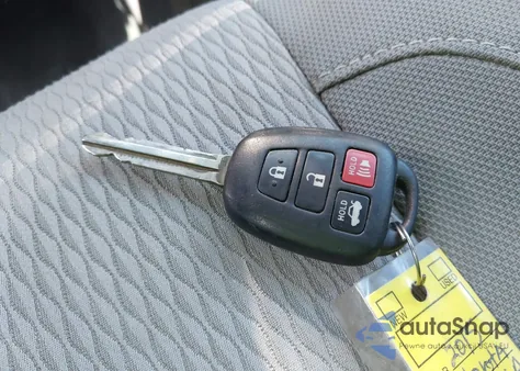 2014 Toyota Corolla Le z USA, uszkodzony, nr VIN 2T1BURHE7EC074546